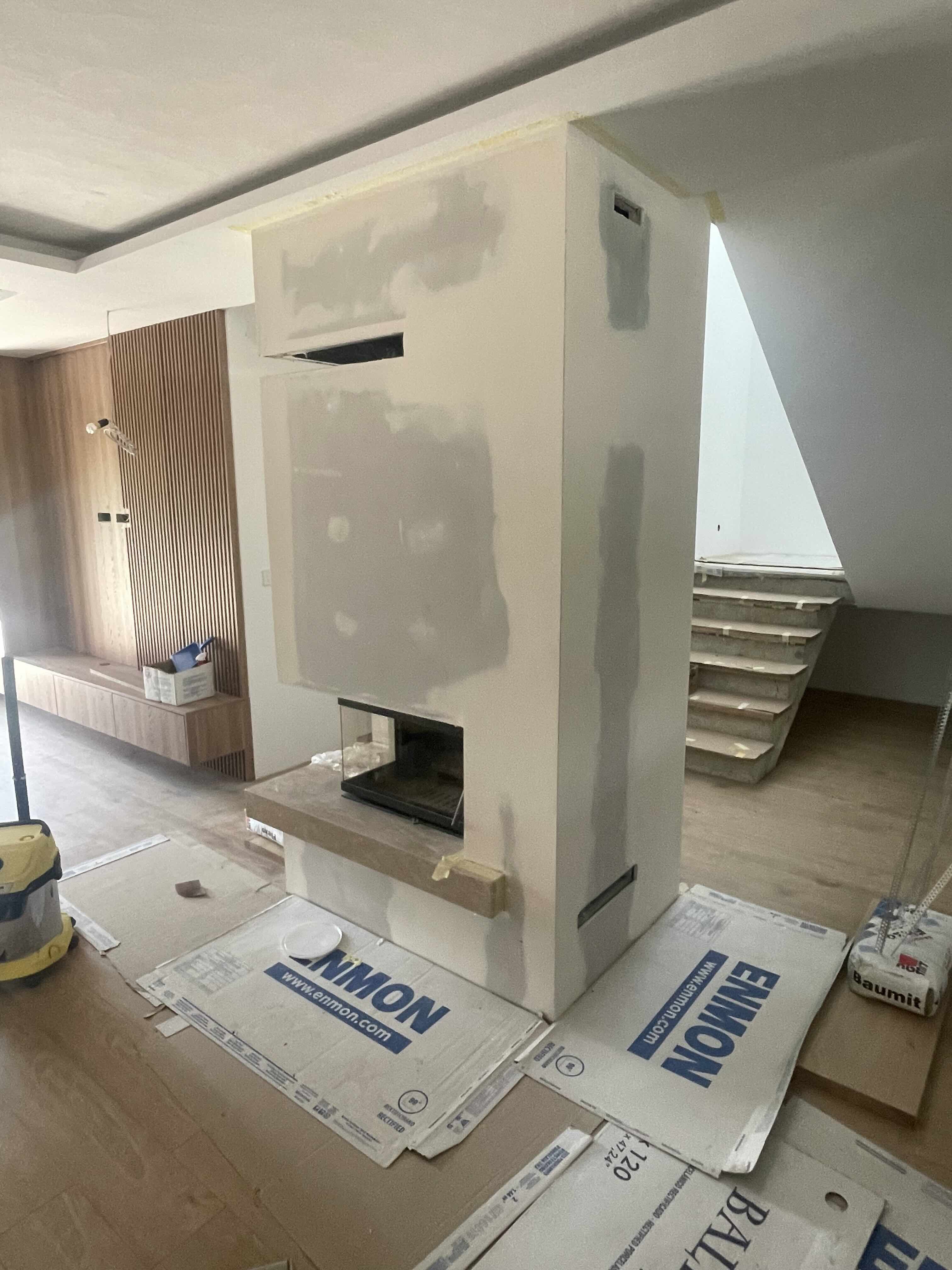 Kamin prije renovacije